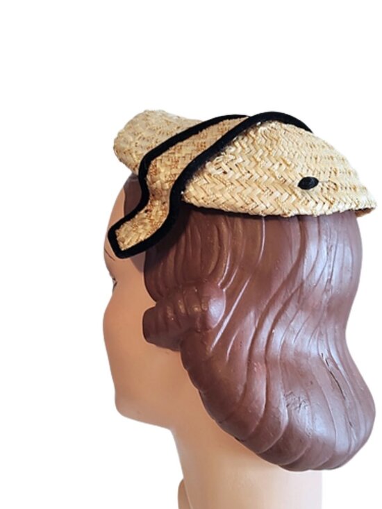 Vintage Dramatic 1950s Tan Straw Small Cocktail Hat With Twisted Side Pieces main image 6